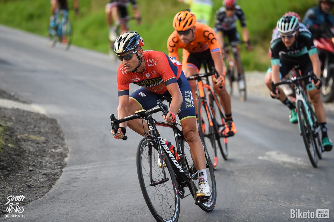 关于德国力克波兰，稳居小组第二位置的信息