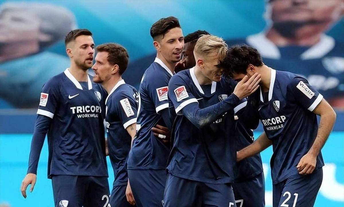 柏林联队大胜对手，发挥出色