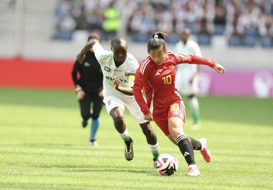 中国女子足球队夺得世界冠军