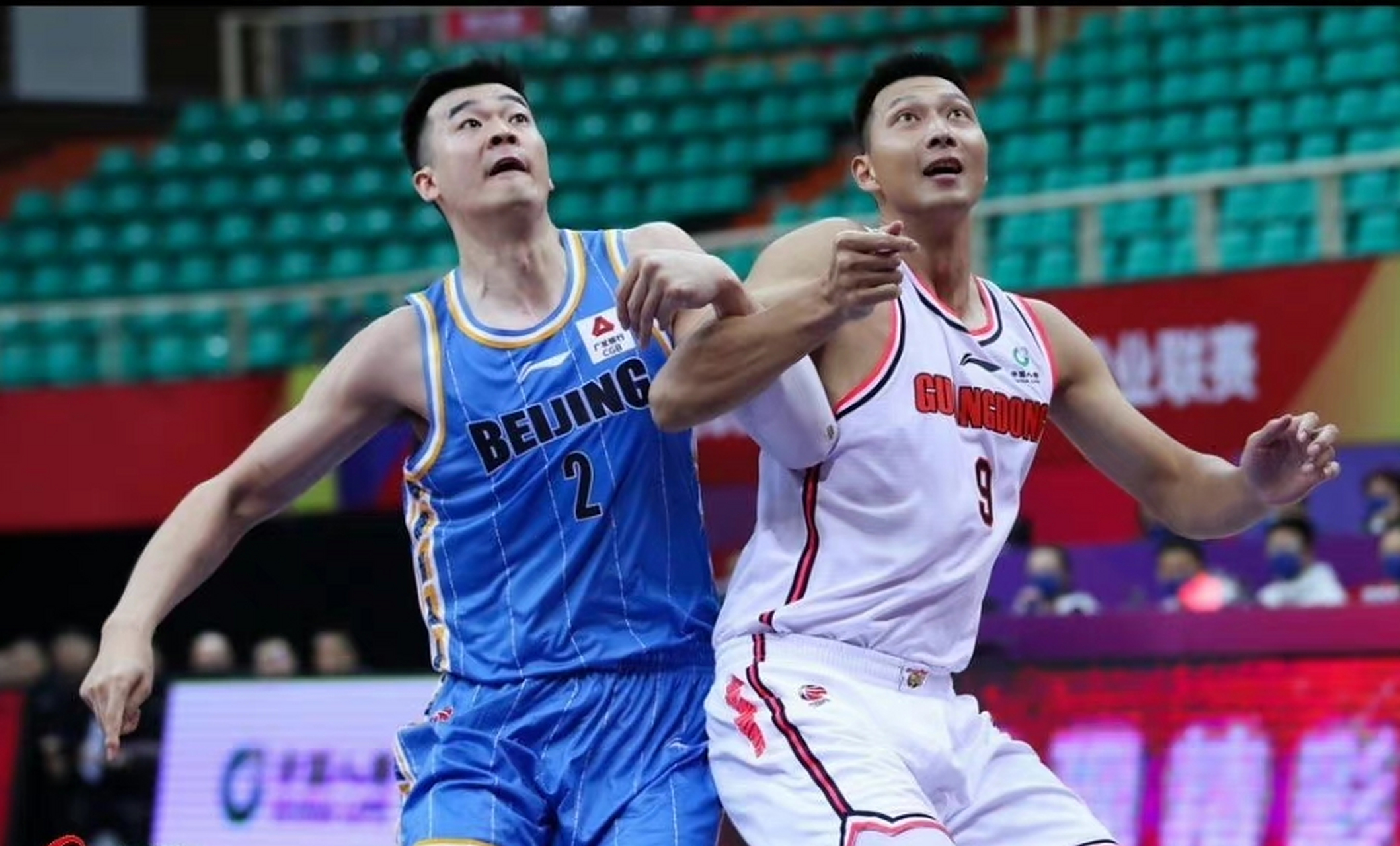 东南亚球队闯入决赛，展开巅峰对决