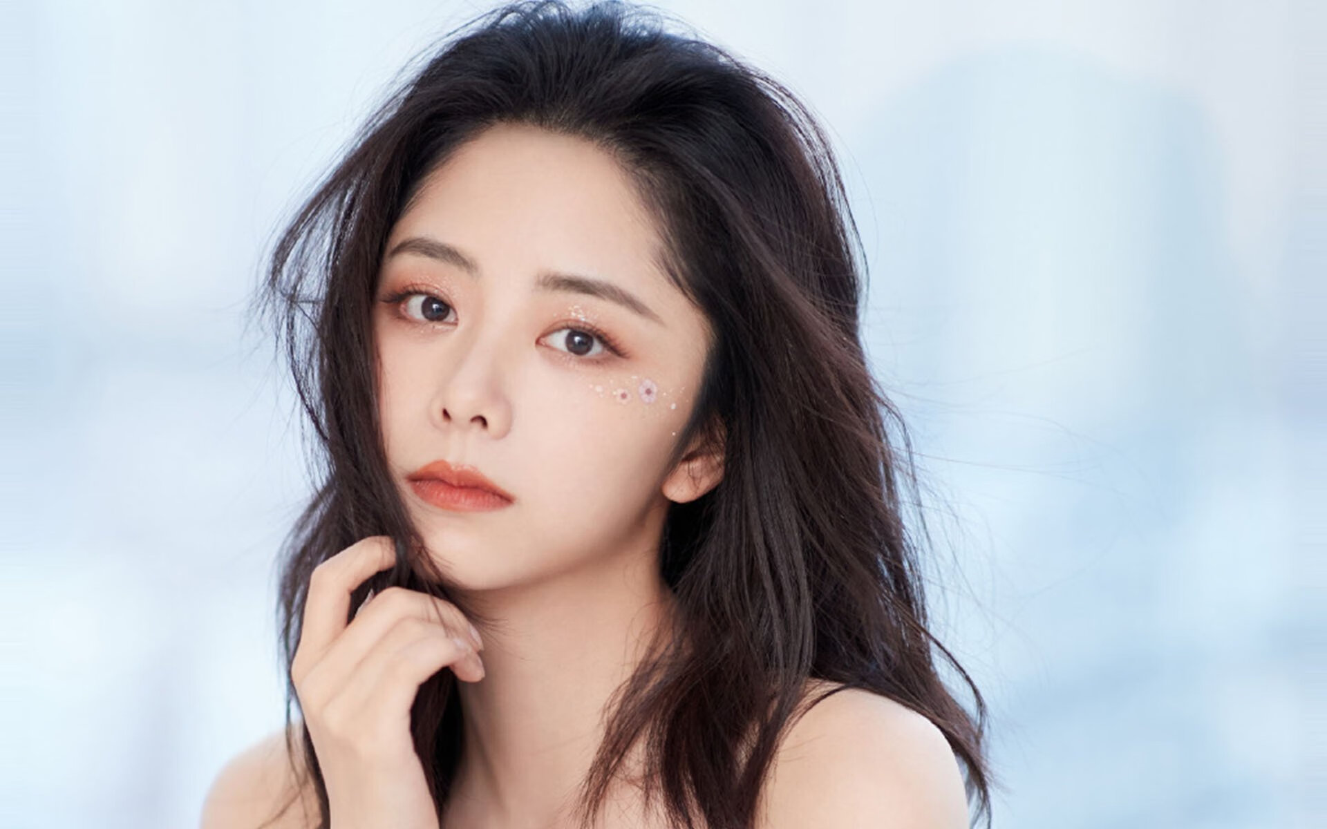 雷火电竞主播-死神降临钢铁森林，莫兰特窒息8.4秒贡献绝命防守，步行者淘汰赛血战过关爵士